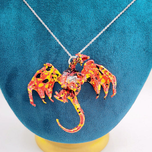 Dragon Dice Guardian with mini metal dice