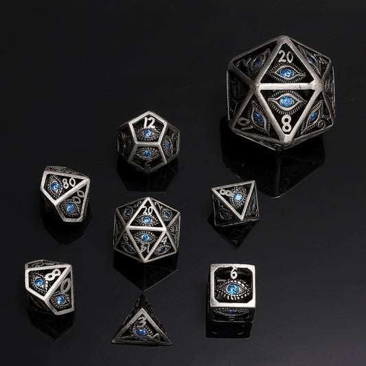 中空 10mm ミニ ドラゴン アイ ダイス セット - 古代シルバー、ブルー ジェム付き