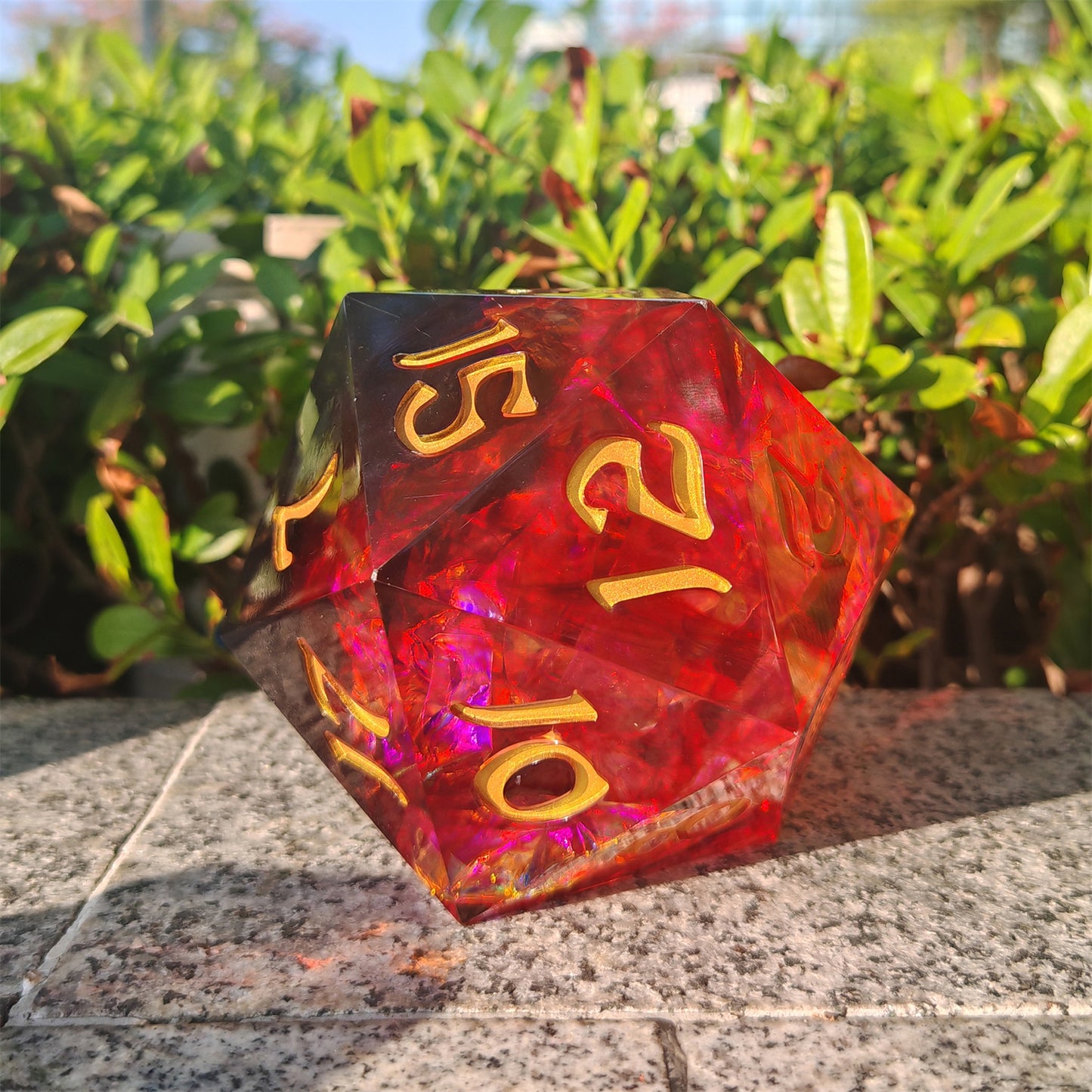 Captured Magic 100mm Chonk D20 - Blood Crystal