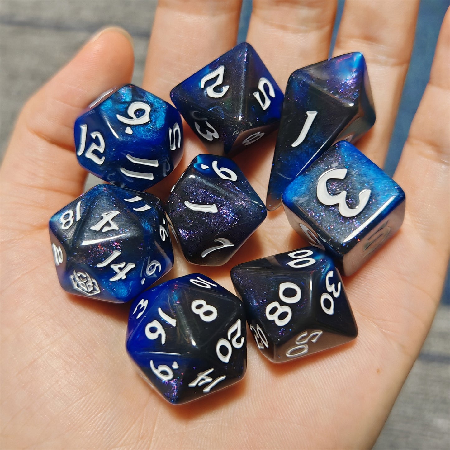 8 PCS Polyhedral RPG Dice set - Knight Night