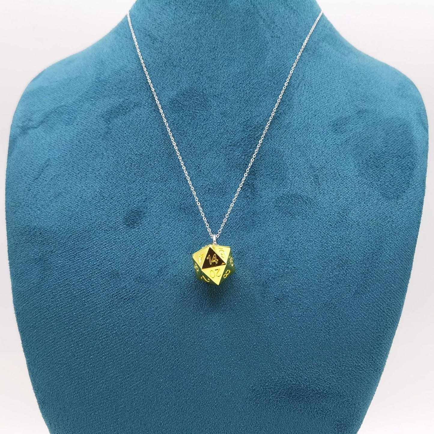 HYMGHO d20 Necklace Metal Gold