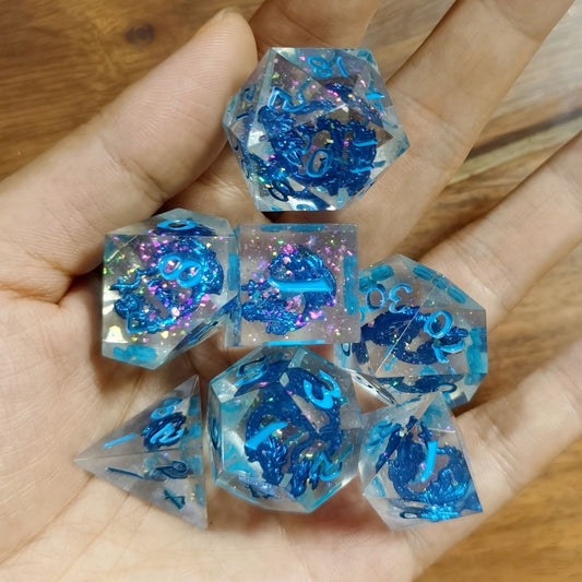 Sharp Edged Dice Set with Metal Blue Skulls Inclusion