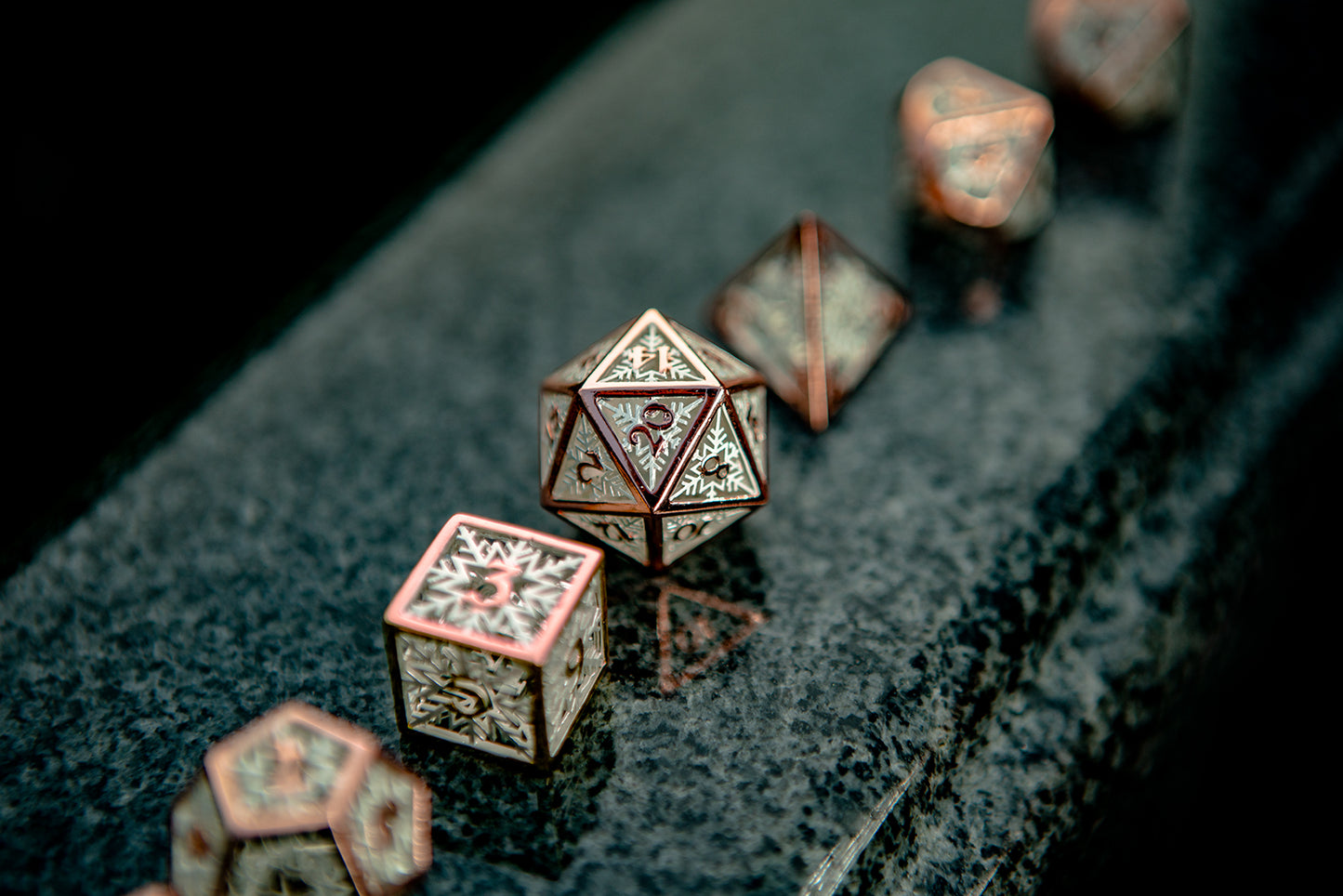 Rose gold Snowflake dice set cage hollow for DND RPG games - HYMGHO Dice 