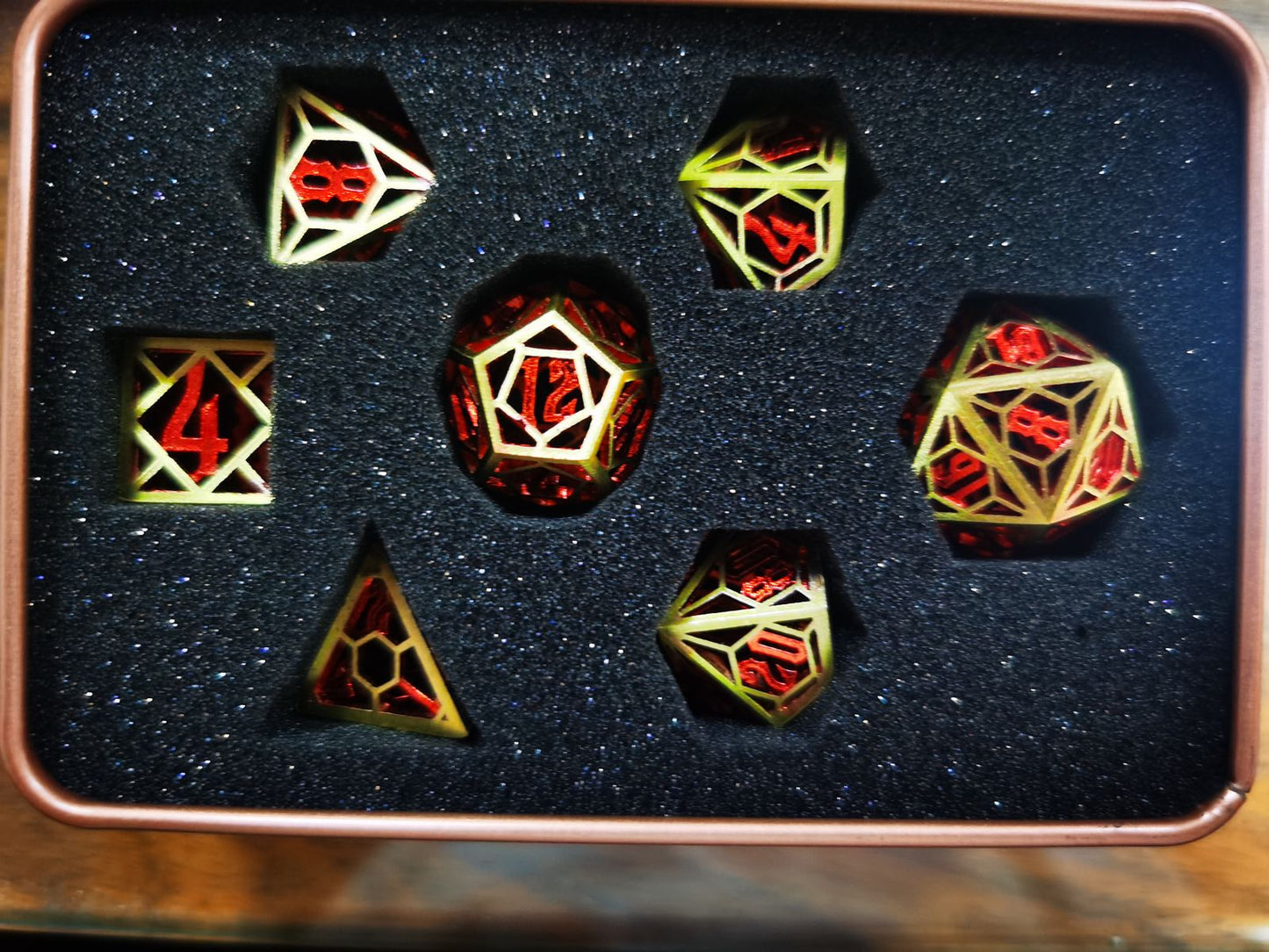 Dragon Nest Hollow Red and Gold Dice set
